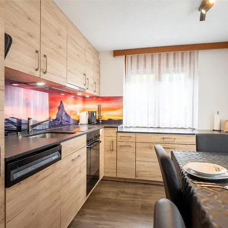 Fabi's Horu Apartment *